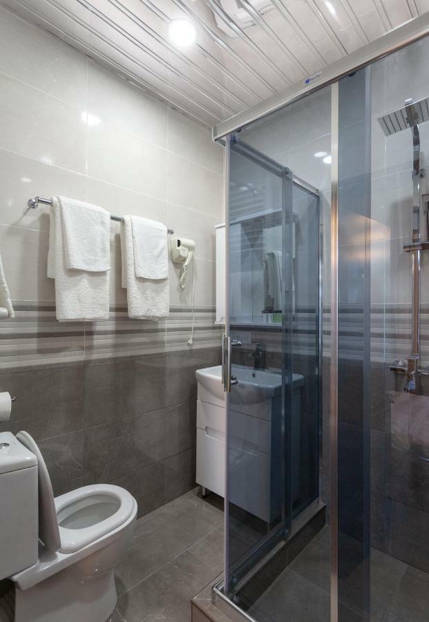 Hotel Avenue 106 Tbilisi Exterior photo
